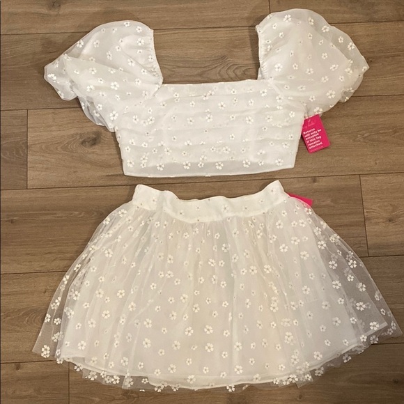 NWOT Buddy Love Cutie Skirt Top Set English Daisy Bridal White & Gold Medium - Picture 2 of 11